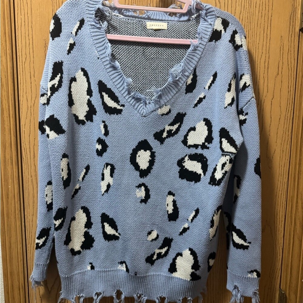 Promesa Light Blue and Black Patterned V-Neck Sweater